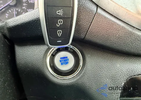 2017 Hyundai Tucson Limited из США, поврежденный, VIN KM8J33A43HU367408